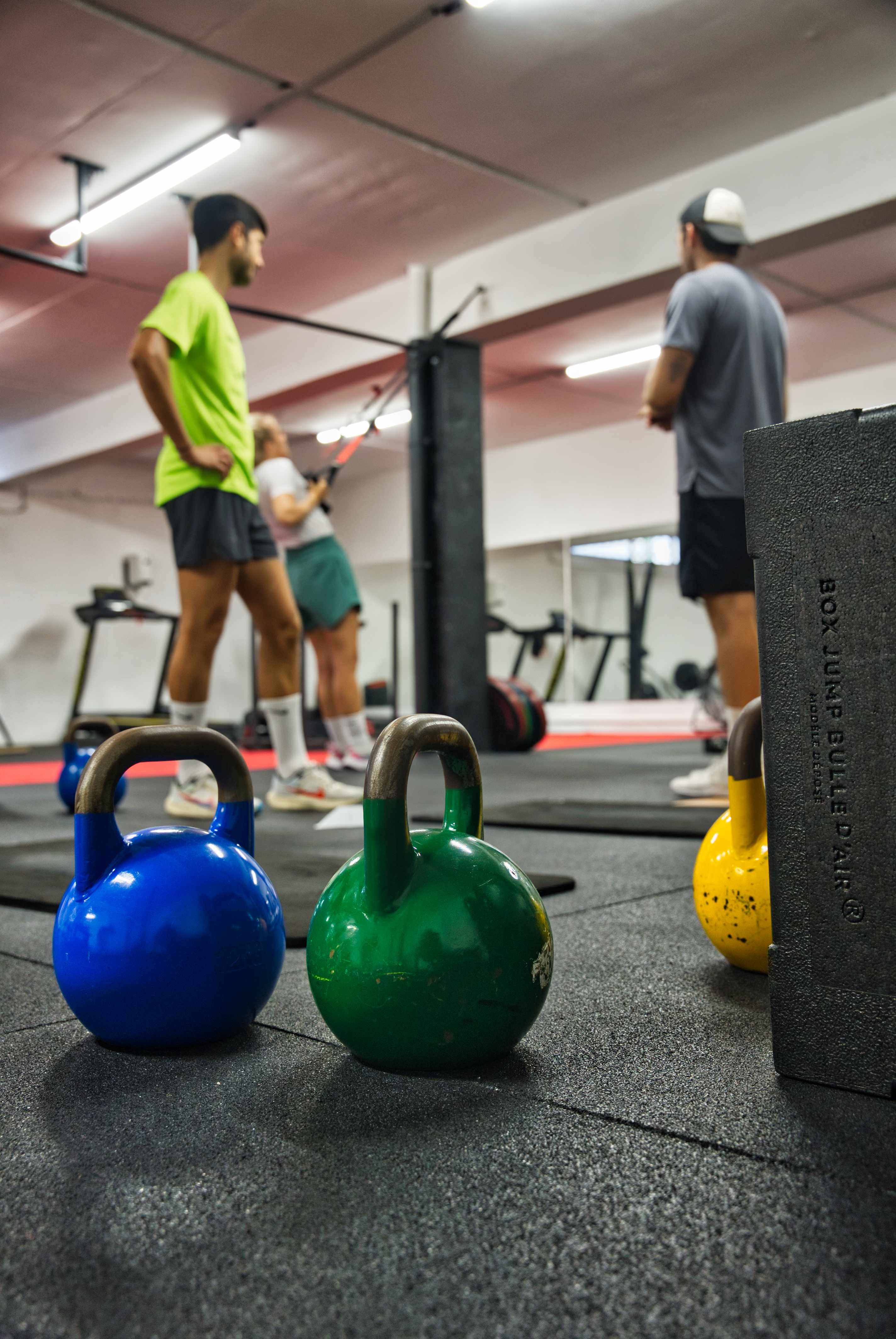 Salle de sport Athletic Zone Ajaccio - Kettlebells et équipements musculation
